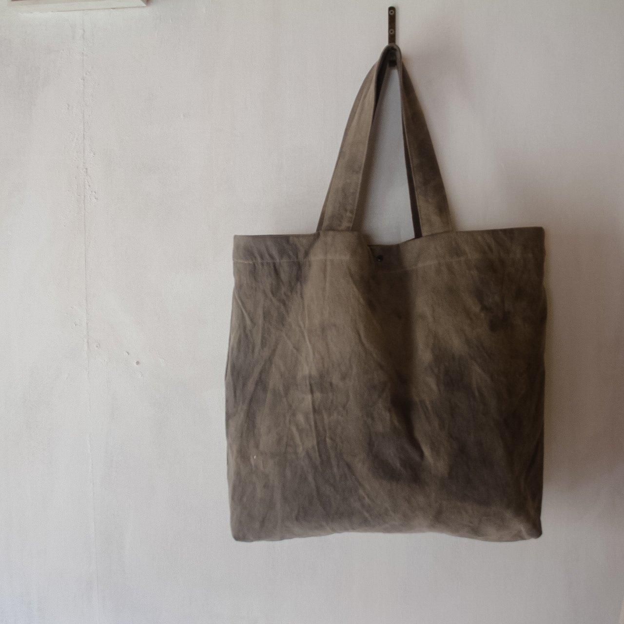 トートバッグ | 柿渋染め | 大容量 - ISTIST -草木染めの服