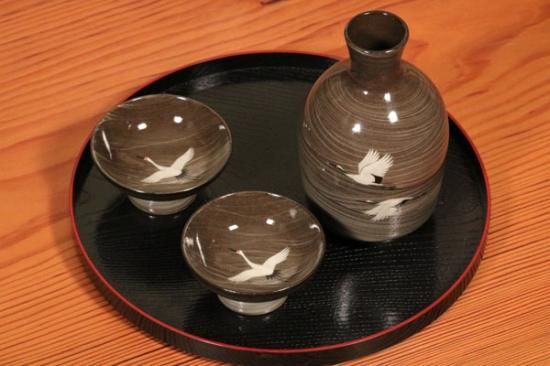 特製半酒器セット「翔鶴文」 - 現川焼の伝統を守る全国唯一の