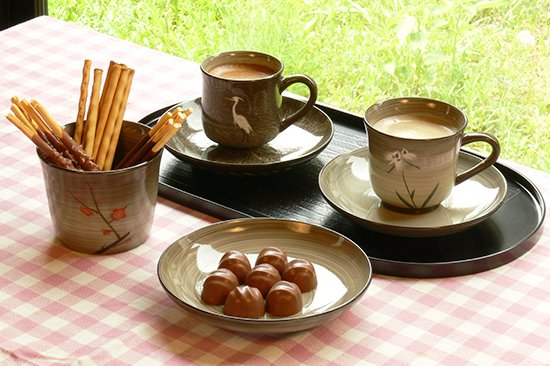 朝顔型珈琲碗皿「白鷺(右向)」 - 現川焼の伝統を守る全国唯一の窯元 
