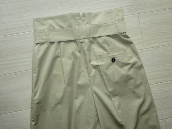 HOLIDAY コットン素材 リボンベルト付ワイドパンツ ベージュ