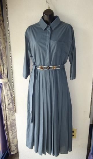 ◆マックスマーラ◆美品◆綺麗色ブルー◆百合の花◆清涼コットンポプリンワンピース 楽天市場】MAX MARA Weekend マックスマーラ ウィークエンド