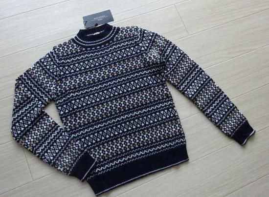 HOT アルパカ混 スタンドカラー ジャガードニット MaxMara WEEKEND HOT アルパカ混 スタンドカラー ジャガードニット MaxMara WEEKEND
