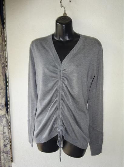 JUST シルク混 ギャザーデザイン Vネックニット グレー MaxMara STUDIO JUST シルク混 ギャザーデザイン Vネックニット グレー MaxMara