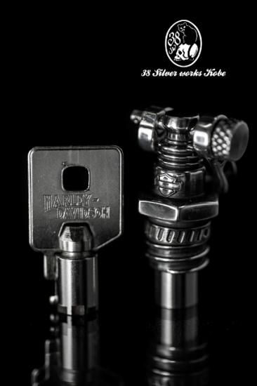 PLUG CUSTOM KEY - 38 Silver works KOBE