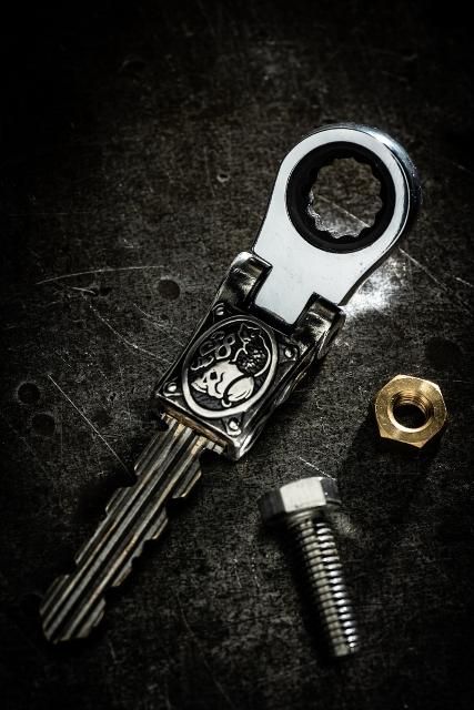 HKS 30年前のキーホルダー HKS 30年前のキーホルダー HKS キーホルダー 非売品