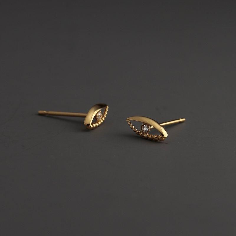 Nymphs Eye Diamond K18 Pierces
