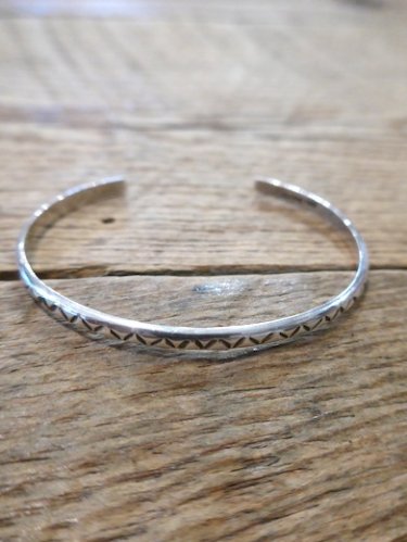 Navajo Silver Bangle - longbeach