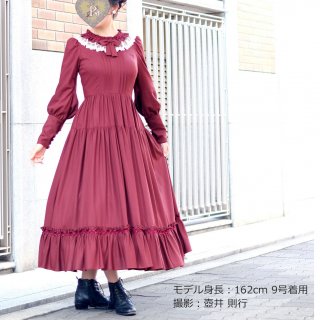 ロマンティックペタルドレス 7-13号(設定身長158cm)