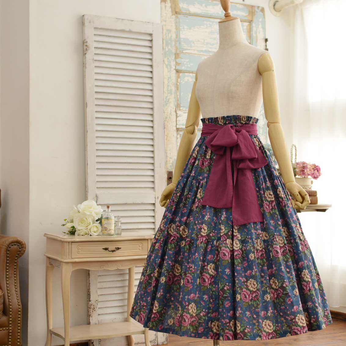 ROSA BIANCA online shopu003d プチポワンプリントのティアードスカート u003d