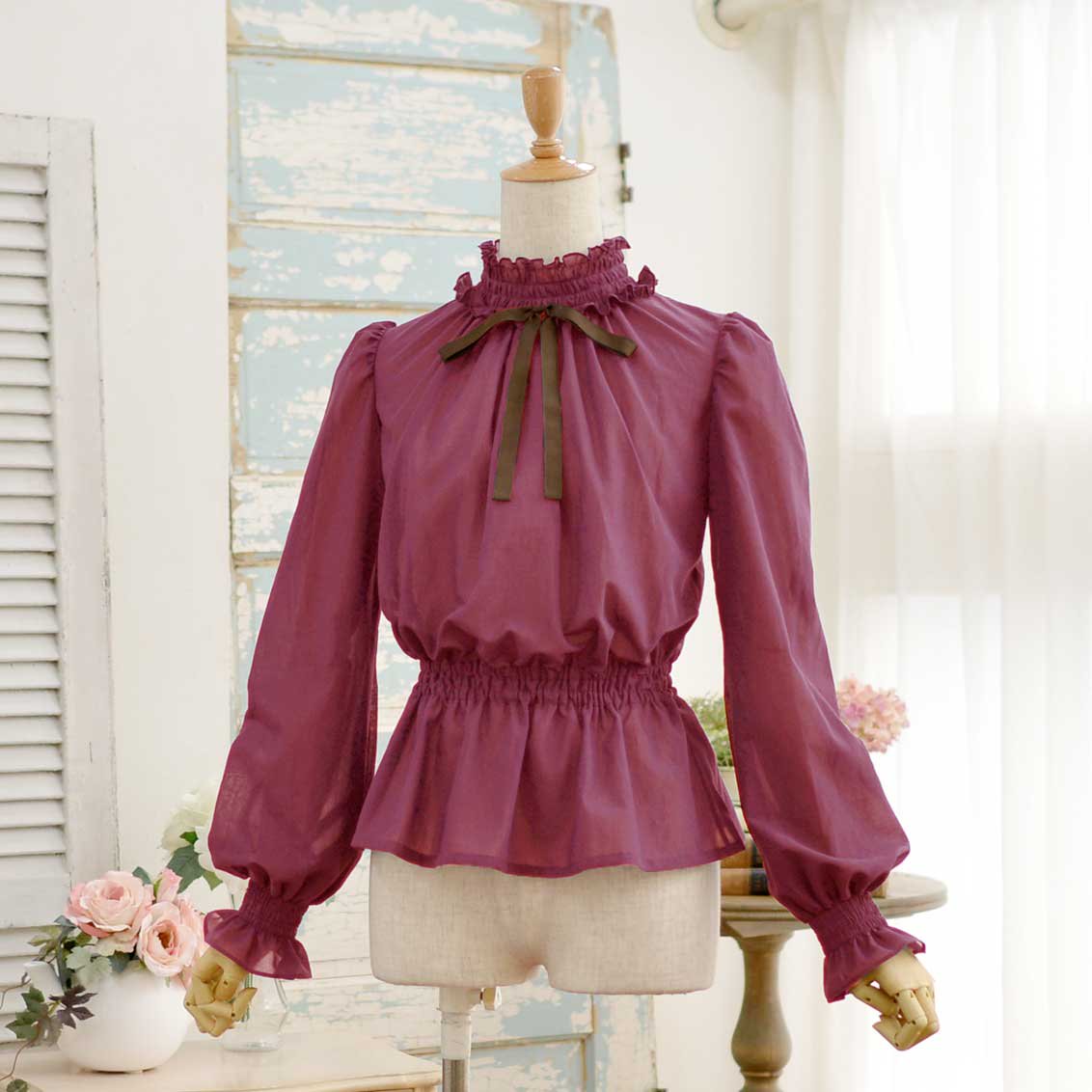 ROSA BIANCA online shop= ブラウジングのクラシカルブラウス =