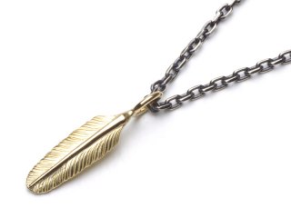 LITTLE FEATHER CHARM-K10