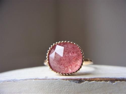 【大人可愛い♡国内発】LV アイコニック ストラス・リング louis-vuitton-lv-iconic-ring--