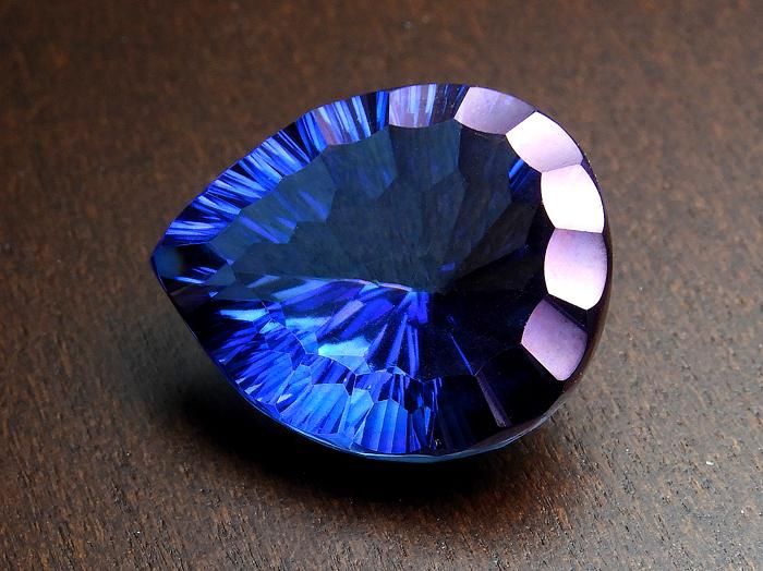 宇宙の輝き】コスモオーラ 水晶 一連ブレスレット 神秘的な輝き