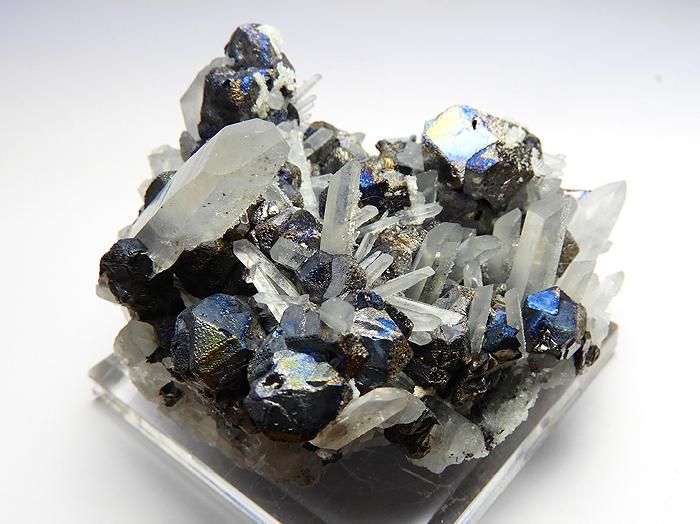 ブルガリア産水晶クラスター｜Crysterra