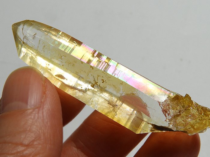 スカルドゥ産 ヒマラヤ水晶ゴールデンヒーラー ミニクラスター124g-