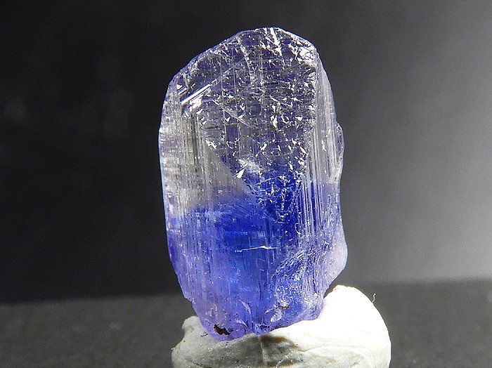 無料サービスの-タンザナイト 原••石 結晶 4.24ct