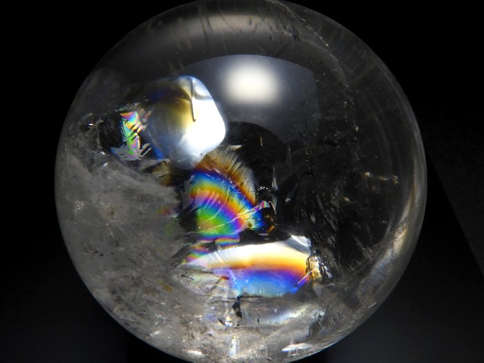 天然水晶玉（虹入り） 右水晶｜Crysterra