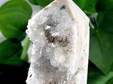 四川水晶｜ジオードタワー｜中国産｜123×47×42mm　338g｜No.3<img class='new_mark_img2' src='https://img.shop-pro.jp/img/new/icons5.gif' style='border:none;display:inline;margin:0px;padding:0px;width:auto;' />