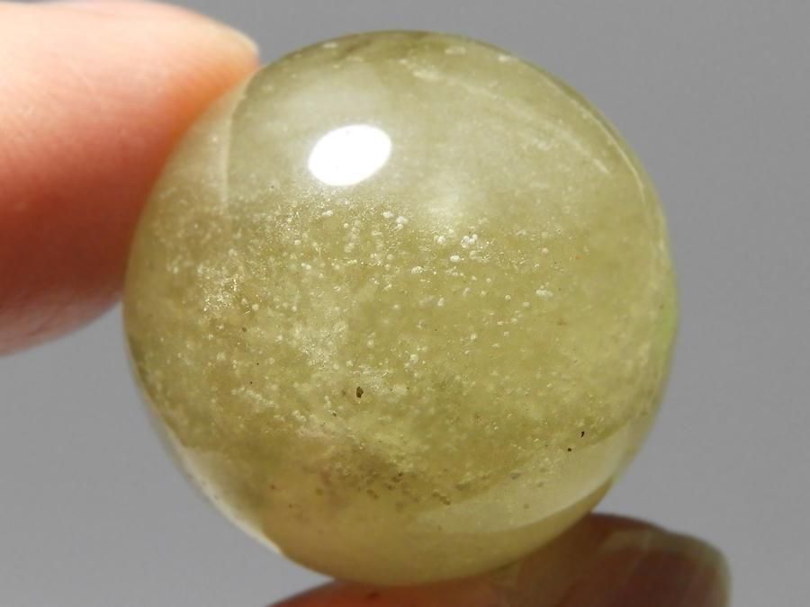 リビアングラス丸玉（希少クリストバライト入り）｜Crysterra