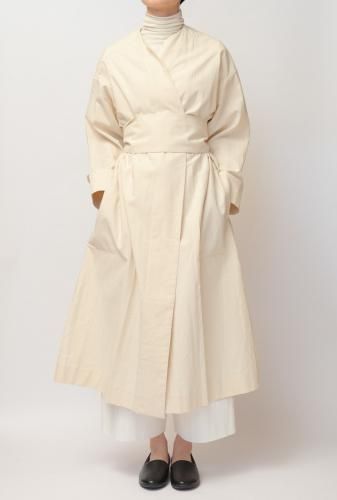 Ư Doi / robe Coat