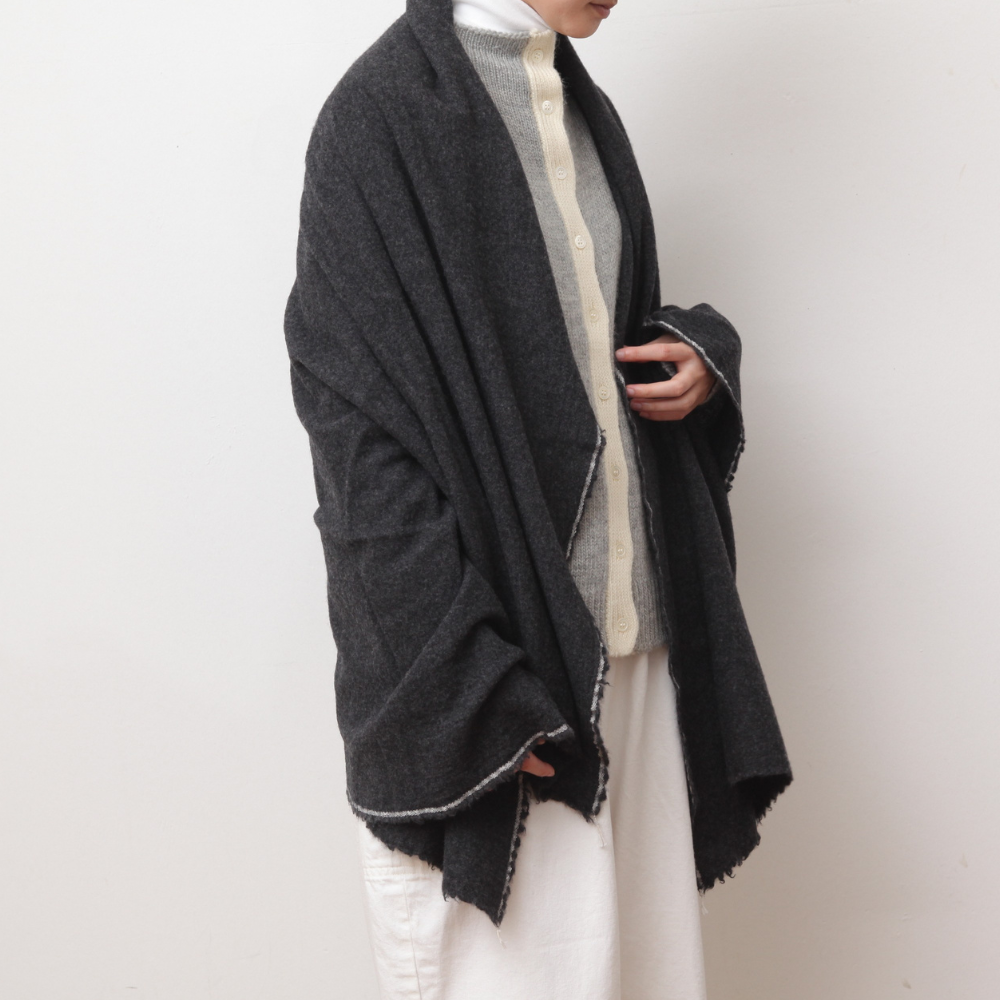 ヤエカ　ストール　グレー 楽天市場】【土日限定 最大50倍】【日本正規品】 ジョンストンズ