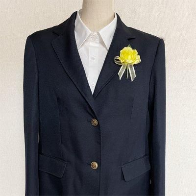 楽天市場】【1/25は5のつく日SALE ポイント5倍 MAX25%OFFクーポン】☆雑誌掲載 1位受賞☆ 簡単装着 マグネット リリー コサージュ  ブローチ 挟むだけ 小ぶり フォーマル 結婚式 セレモニー 発表会 入学式 卒業式 親子コーデも レビュープレゼント クレインズコレクション 