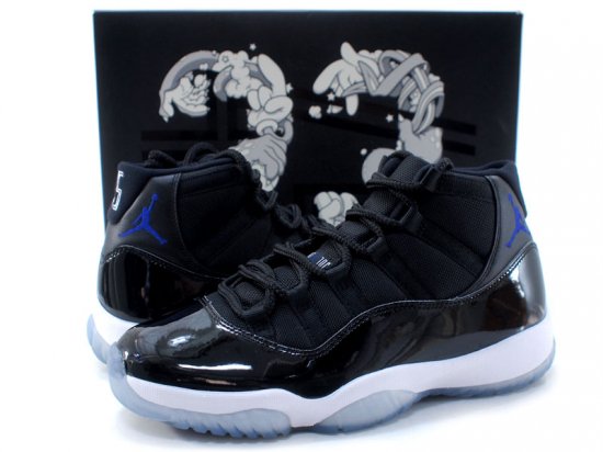 NIKE AIR JORDAN 11 RETRO SPACE JAM エアジョーダン11