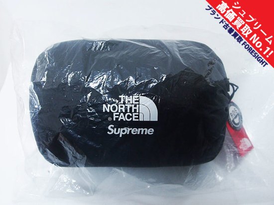 Supreme × The North Face 'Mountain Nuptse Blanket'ノース