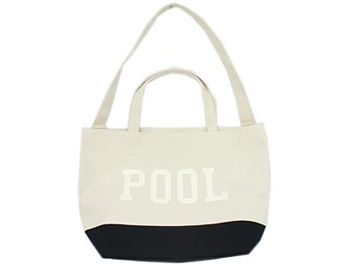 6,300円the pool aoyama tote bag