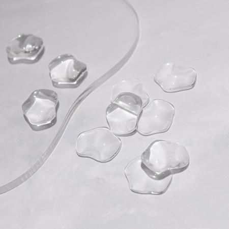 円錐型の乳白色ガラス笠の天井直付け灯カバー DC6816 – 古福庵