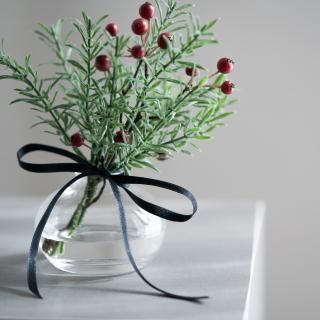 水換え不要）ローズマリーとノバラの花瓶挿し 小さなクリスマス