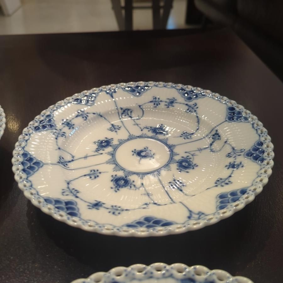 ロイヤルコペンハーゲン ブルーフルーテッド フルレース 23cm ☆美品☆ロイヤルコペンハーゲン ブルー フルーテッド フルレース