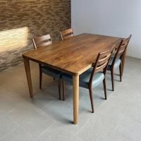 ルーの妻様 カリモク■ダイニングチェア4脚セット■総額239,800円■合成皮革 ルーの妻様 カリモク□ダイニングチェア4脚セット□総額239,800