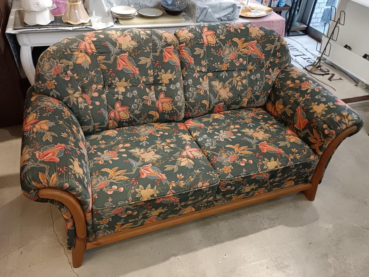 クラシック花柄ソファ アンティーク ③カリモク家具 クラシック花柄3人