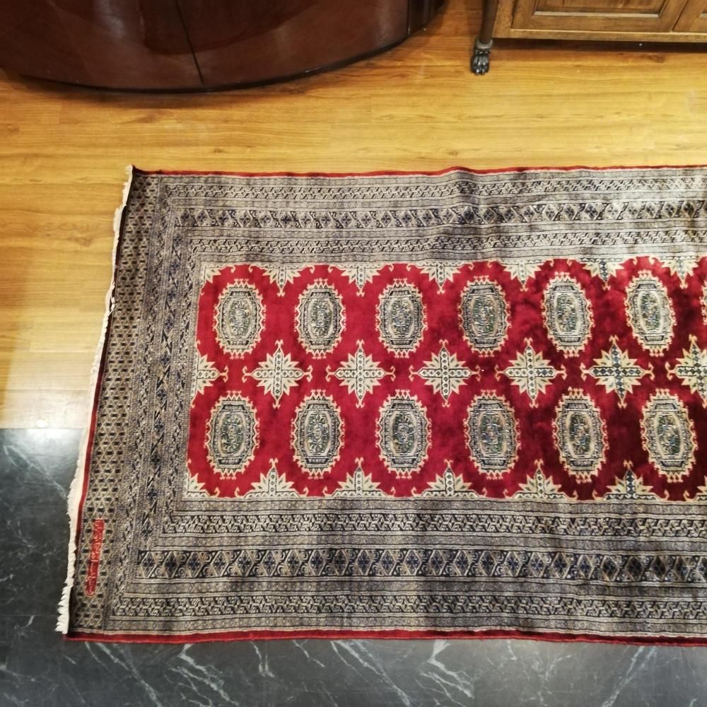 ＜１点物＞　ヴィンテージラグ　ペルシャ絨毯　１８６×１２９cm 高級 ペルシャ絨毯 シルク ヴィンテージ ラグ 124cm×197cm