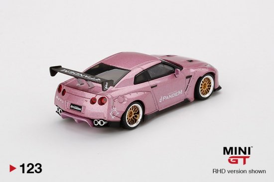 MINI GT 1/64 Pandem Nissan GT-R R35 GT Wing Passion Pink- ミニカー