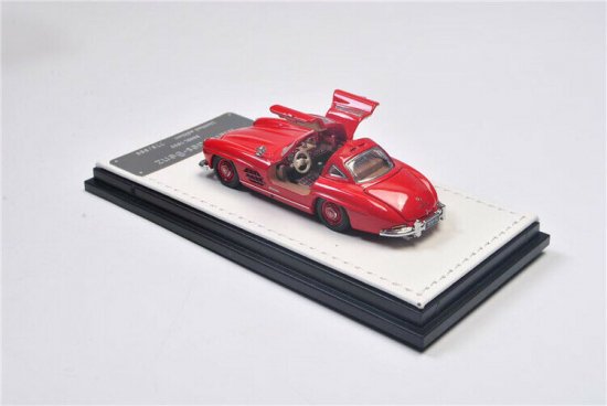 Briscale Model BSC 1/64 Merecedes Benz 300SL W198 Gull Wing Red