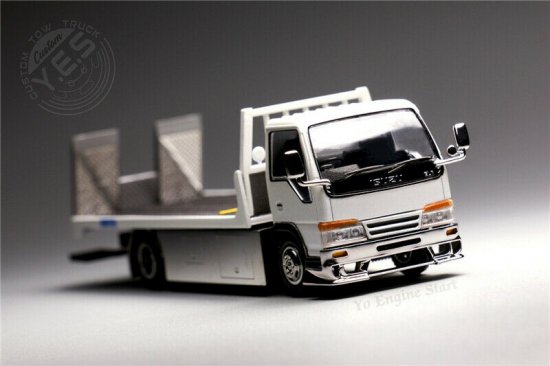 MINI GT 1/64 ISUZU ELF Custom Tow Truck Pearl White - ミニカー専門