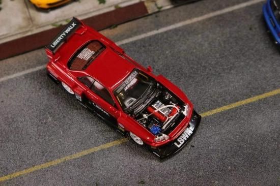 Street Weapon 1/64 LBWK GT-R ER34 #5 レッド/ブラック