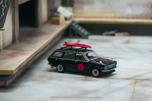 TARMAC WORKS 1/64 Mijo Exclusive Datsun Bluebird 510 Wagon with Surfboard  北米限定- ミニカー専門店　RideON ライドオン