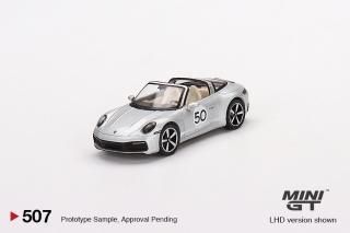 MINI GT 1/64 Bugatti Chiron Pur Sport Grand Prix 487L 左