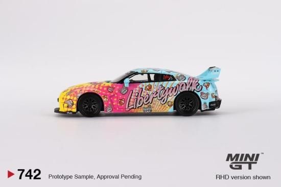 MINI GT 1/64 LB-Silhouette WORKS GT 日産 NISSAN 35GT-RR Ver
