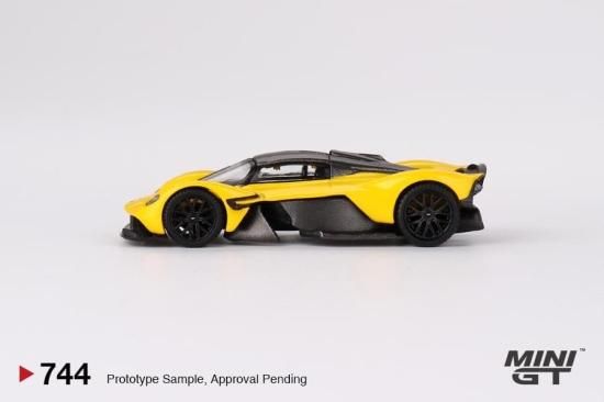 MINI GT 1/64 アストンマーチン Aston Martin Valkyrie