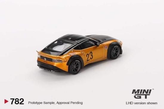 MINI GT LIBERTY WALK ゴールドミニカー PREORDER] MINI GT x Liberty Walk Nissan Silvia S15 LB-Super