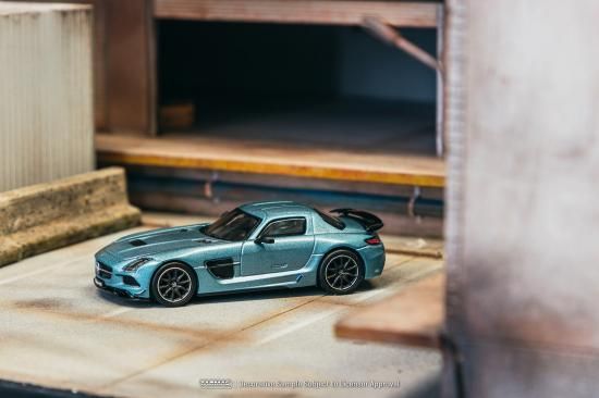 Tarmac Works 1/64 Mercedes-Benz SLS AMG Coupé Black Series Matte