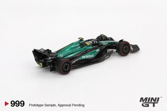 F1 レッドブル レーシング × アストンマーチン × プーマ