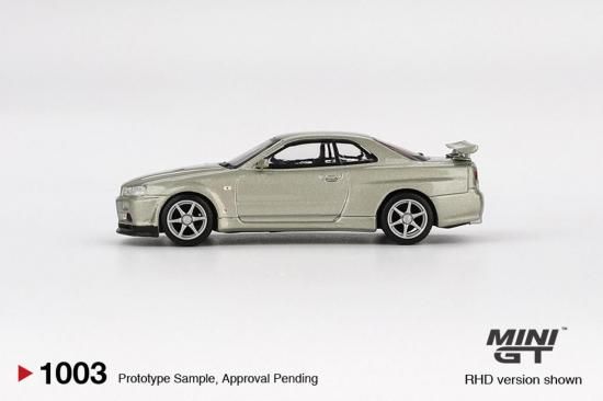 左ハンドル化!国内未登録!Z-TUNE仕様!BNR34型スカイラインGT-Rの