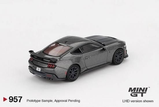 1/18 フォード マスタング ダークホース 2024(カーボナイズドグレー) フォード マスタング ダークホース 2024 カーボナイズドグレー