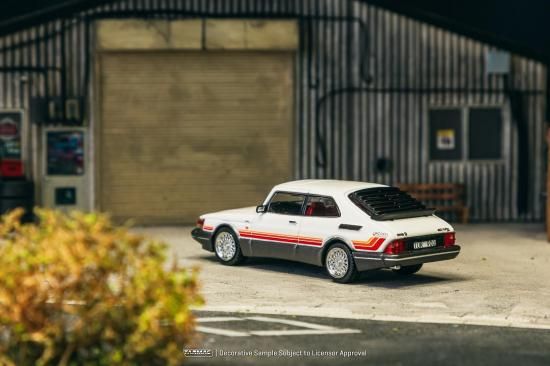 Tarmac Works 1/64 サーブ Saab 900 Turbo White - ミニカー専門店