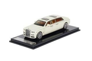 Amazon.co.jp: マットブラックリムジン仕様 1/64 ロールスロイス